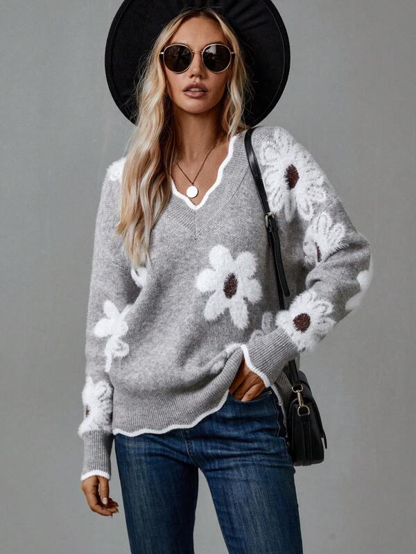 Lindsey - Elegant V-Neck Floral Sweater