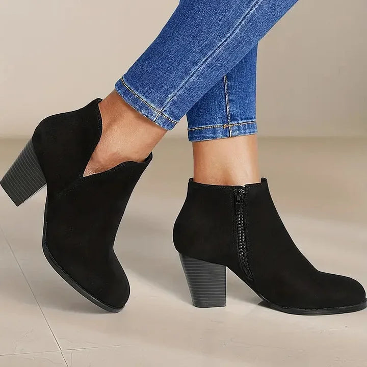 Alexandra – Elegant Chunky Heel Leather Boots