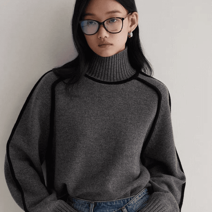Emilie | Soft and stylish turtleneck for winter